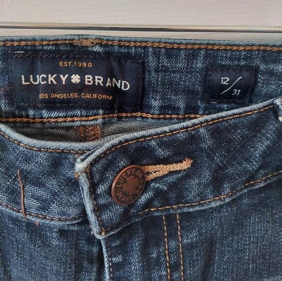 Lucky Jeans - Picture 2 of 4